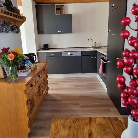 Apartamento Ruhige 70 Qm Mit Bergromantik